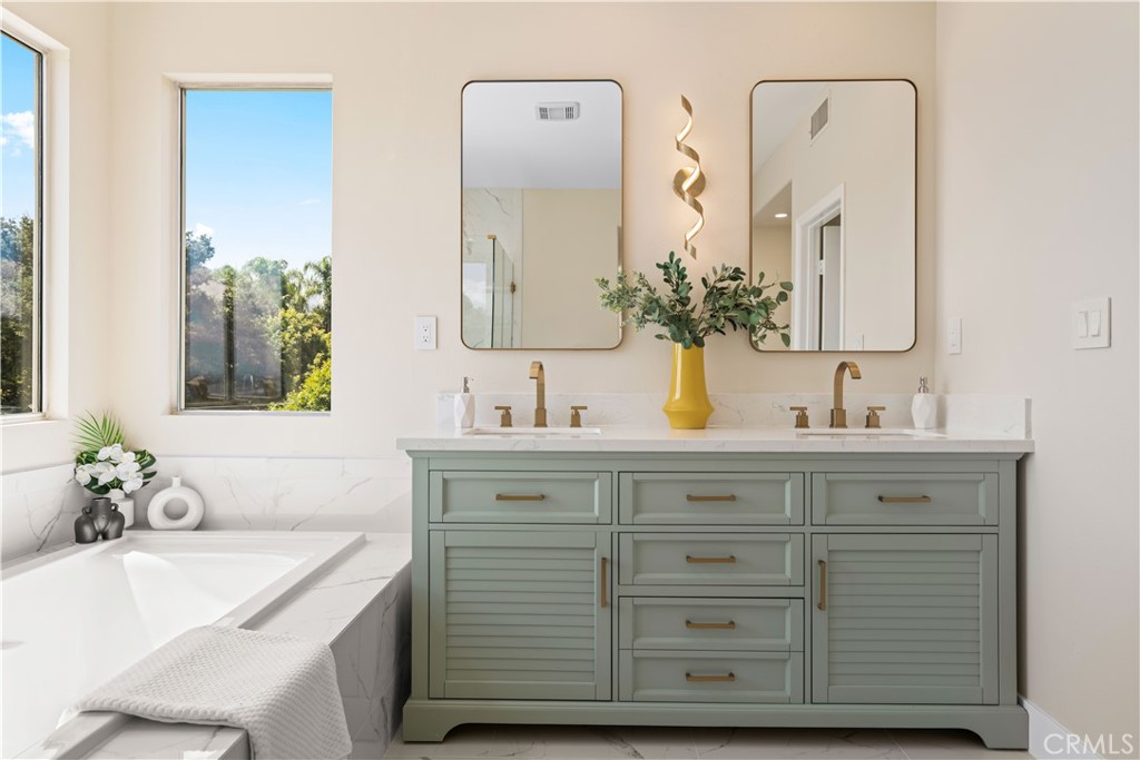 1571 Rancho Hills Drive