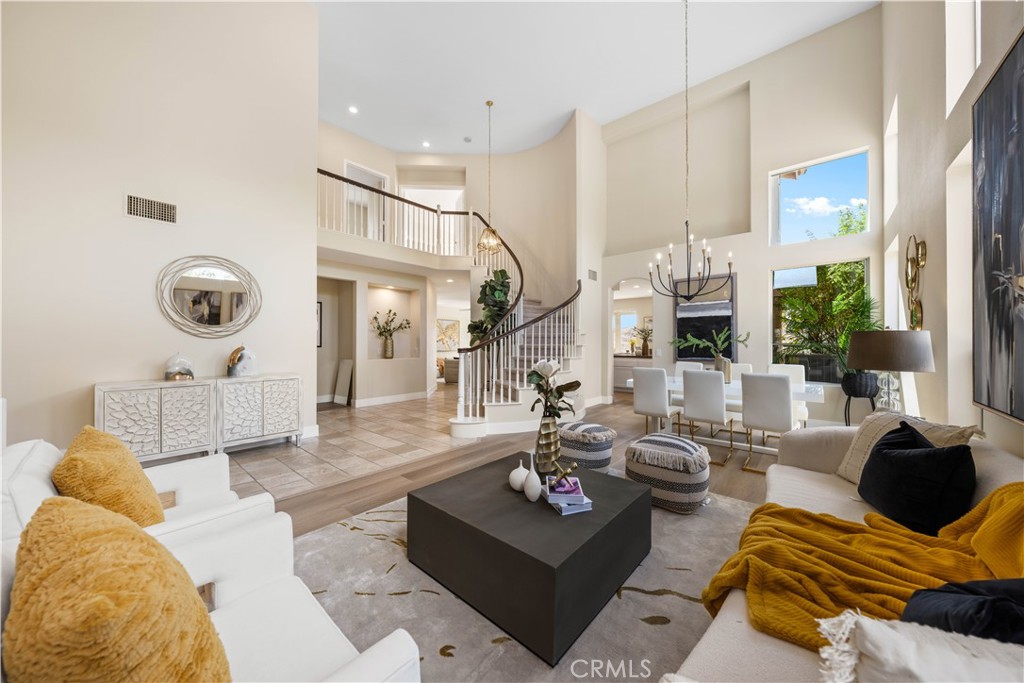 1571 Rancho Hills Drive