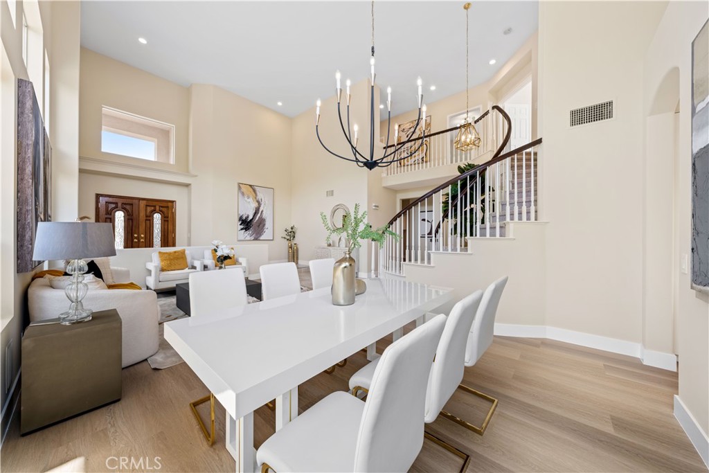 1571 Rancho Hills Drive