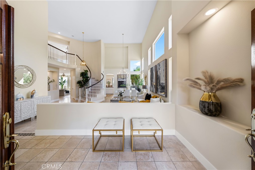 1571 Rancho Hills Drive