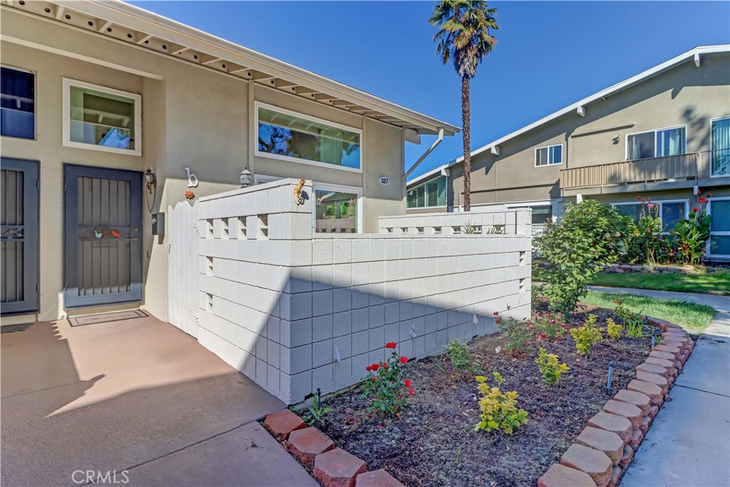 327 Avenida Carmel B