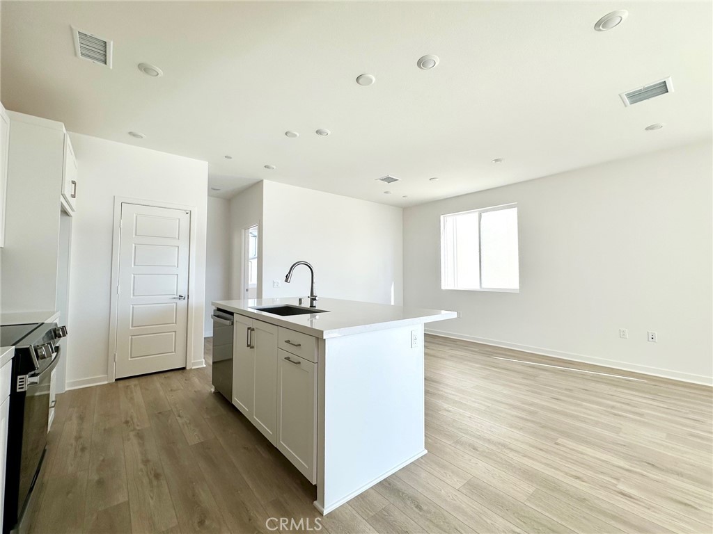 121 Ruby Road