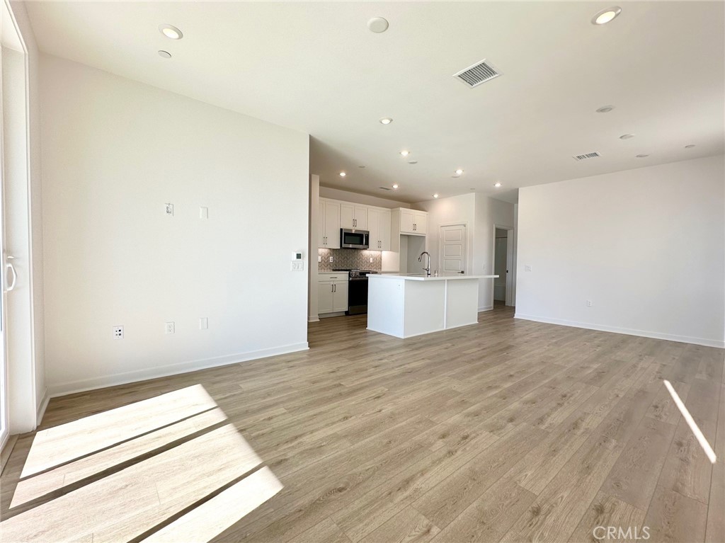 121 Ruby Road
