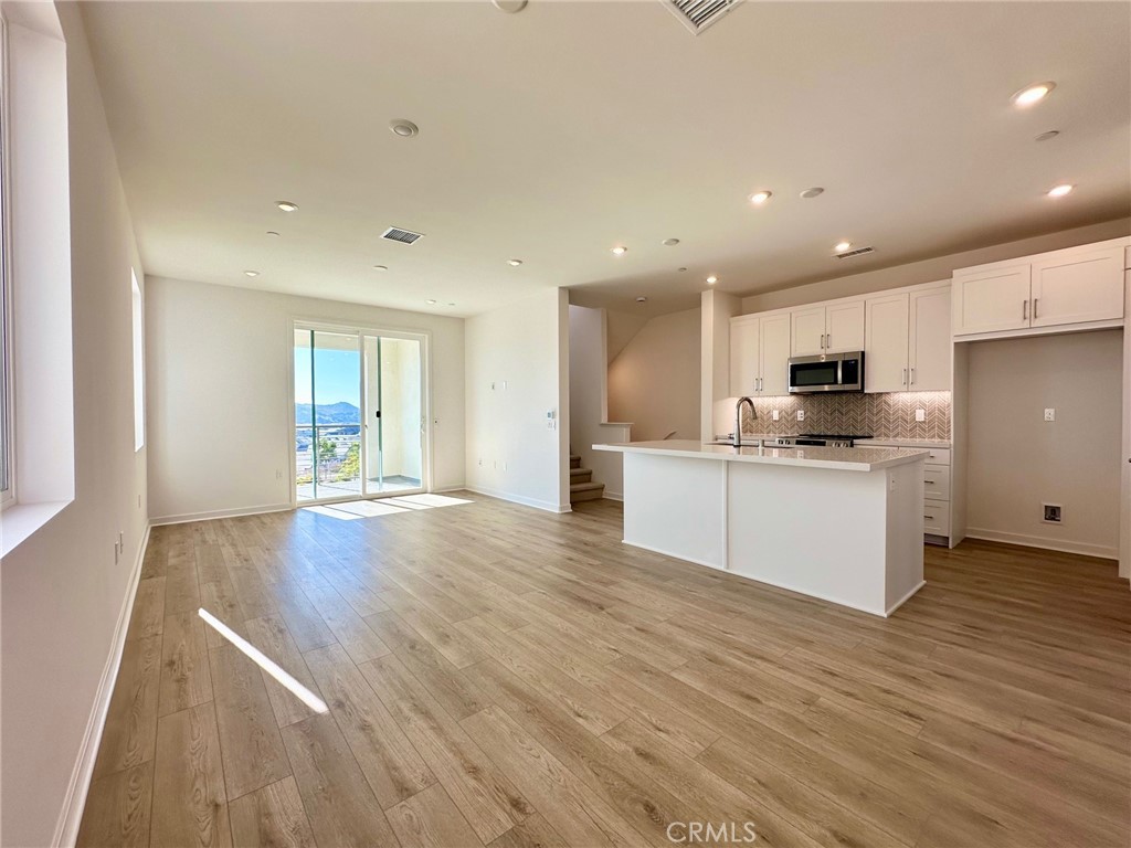 121 Ruby Road