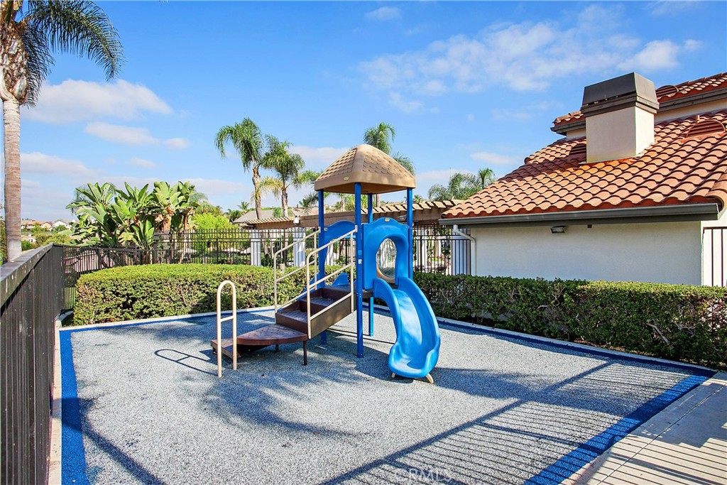 27742 HOMESTEAD Road