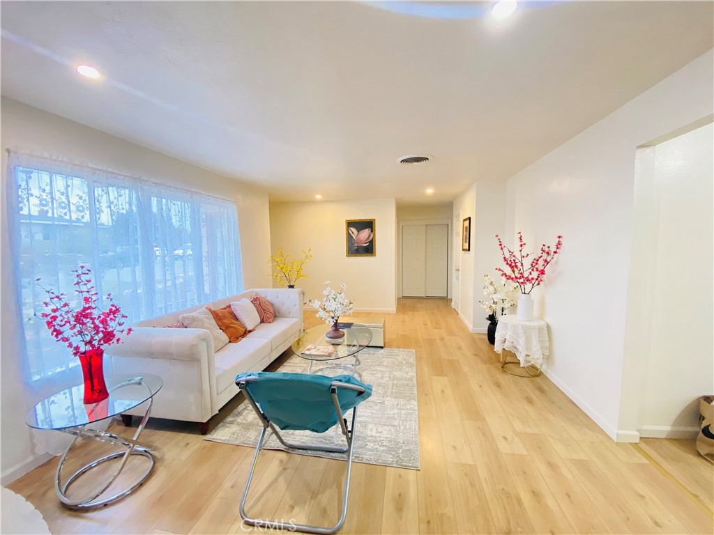 3014 Independence Avenue