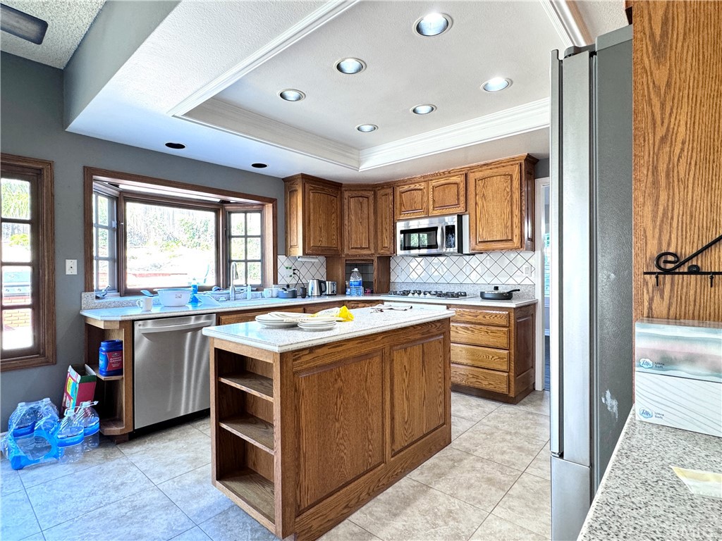 21000 Shadow Oak Drive