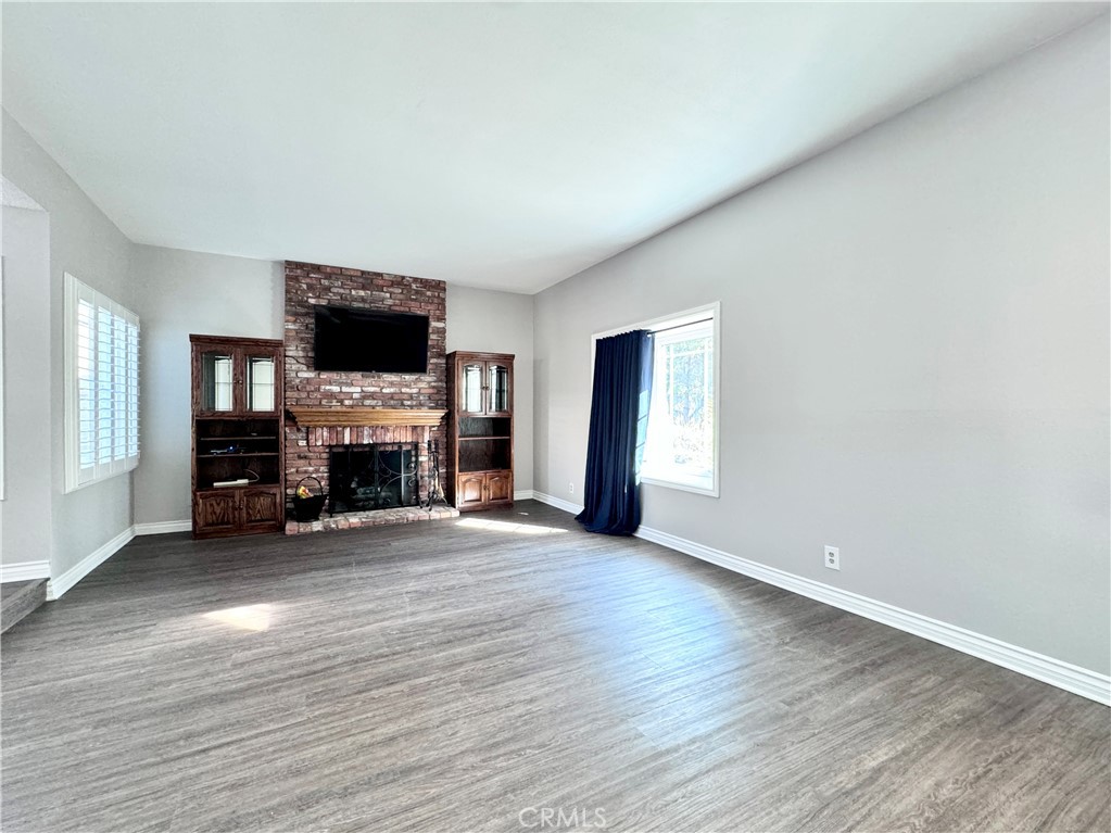 21000 Shadow Oak Drive
