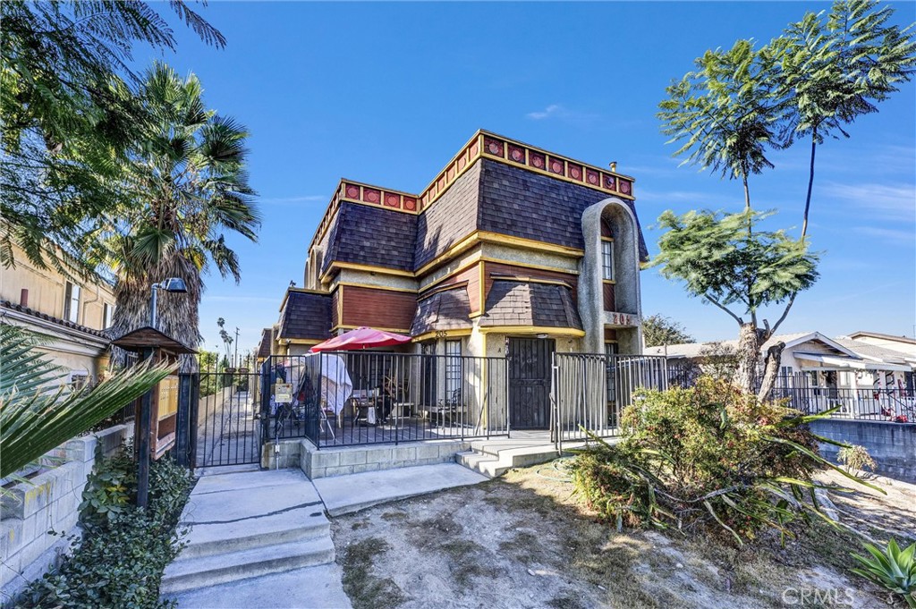 205 N Lincoln Ave Unit B