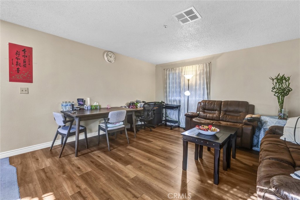 205 N Lincoln Ave Unit B
