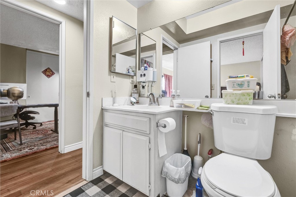 205 N Lincoln Ave Unit B
