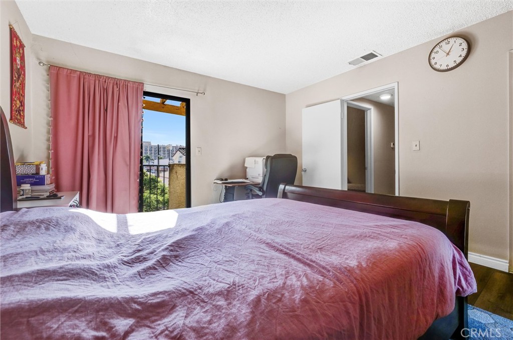 205 N Lincoln Ave Unit B