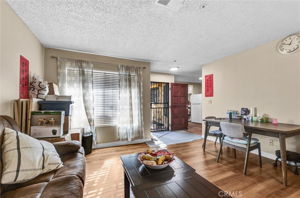 205 N Lincoln Ave Unit B
