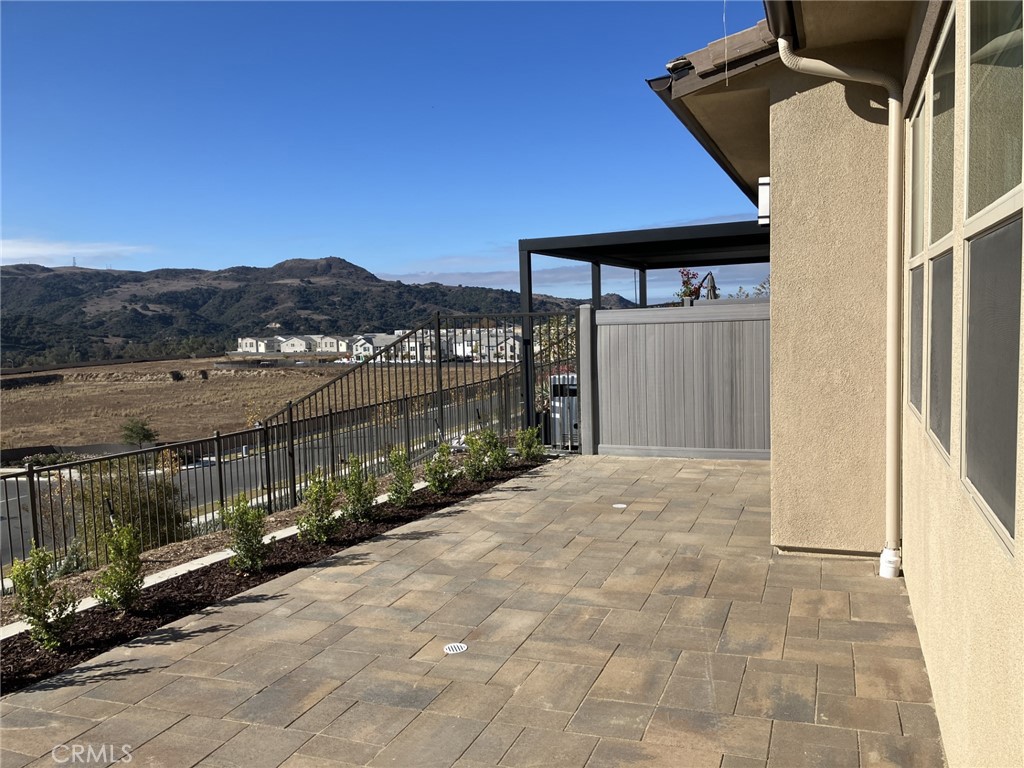 841 Cornelia Way