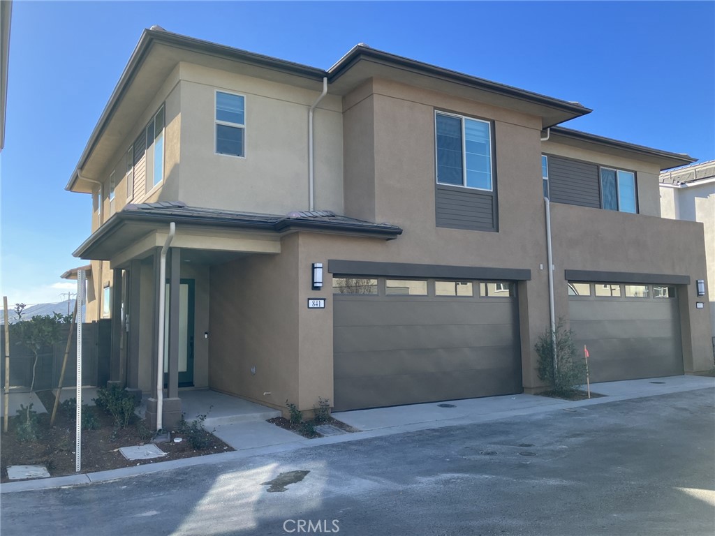 841 Cornelia Way