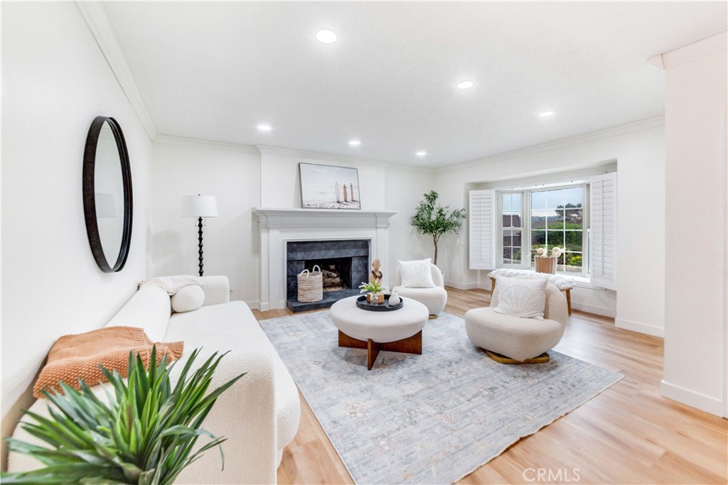 157 S Palo Cedro Drive