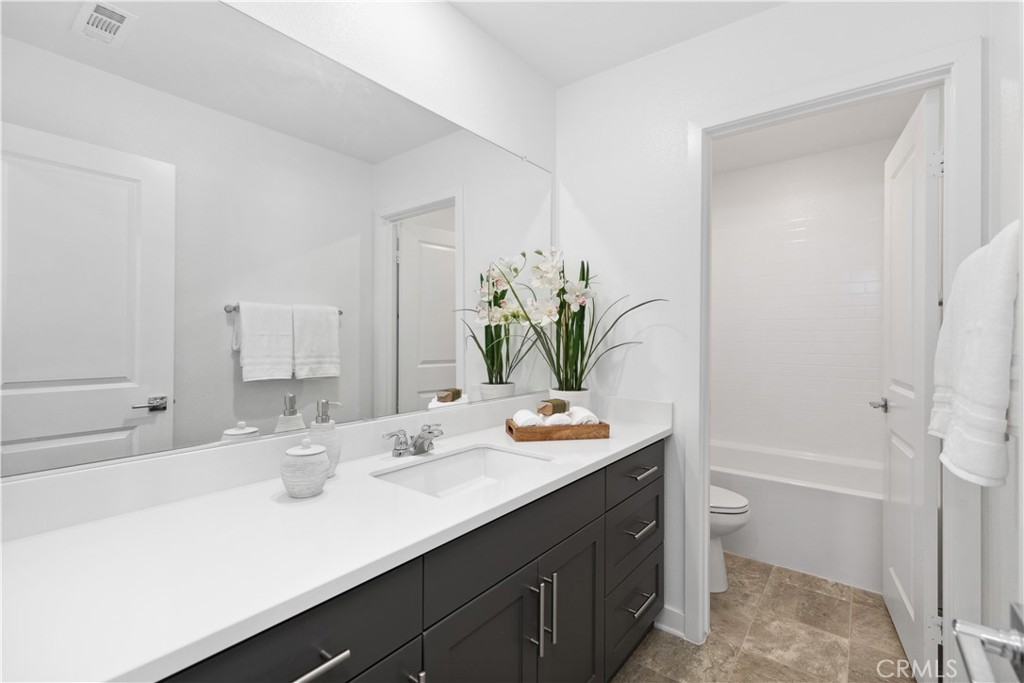 16775 Tulip Tree Street