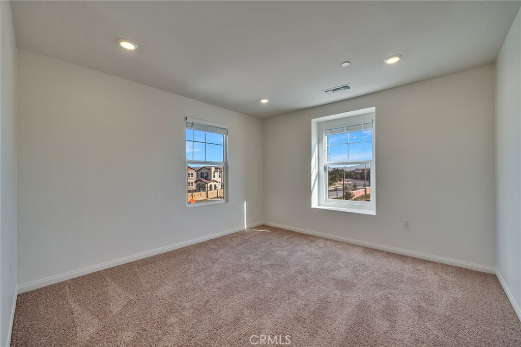 8572 Cougar Ct