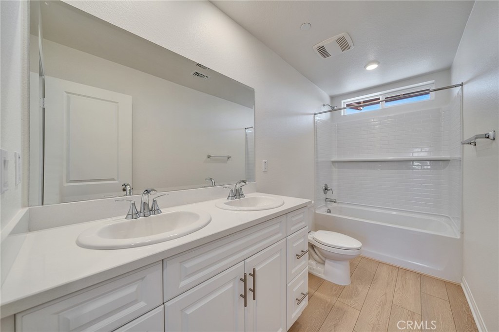 8572 Cougar Ct