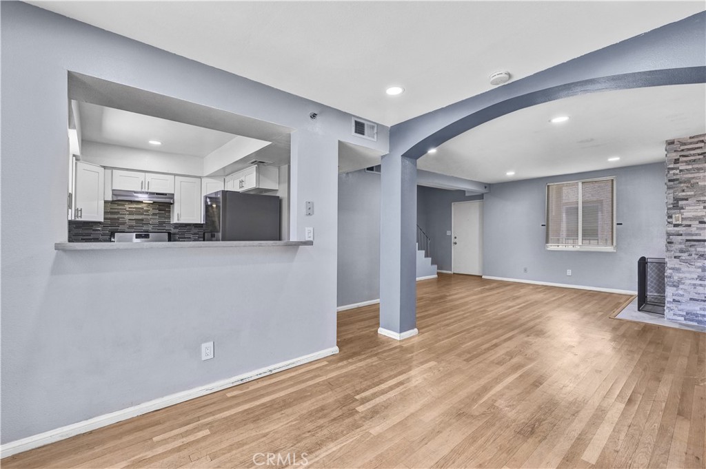 520 N Louise Street 207