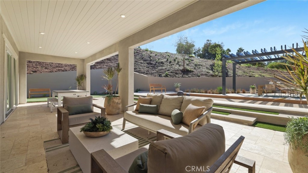 21446 Mar Vista