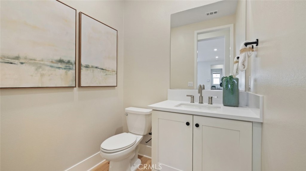 21446 Mar Vista