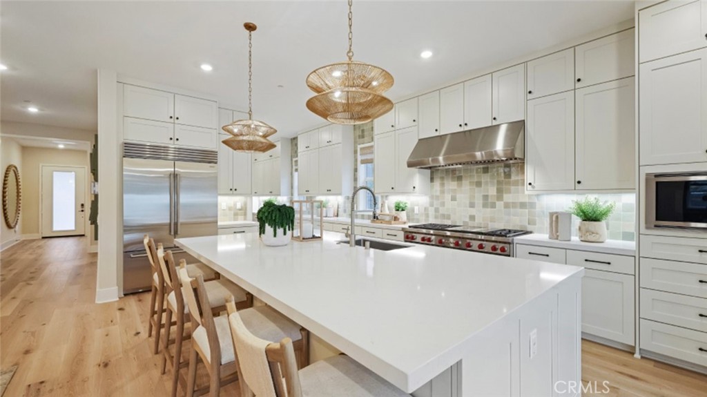 21446 Mar Vista
