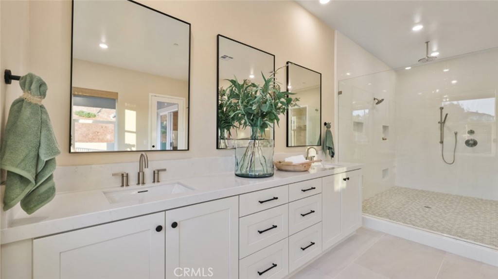 21446 Mar Vista