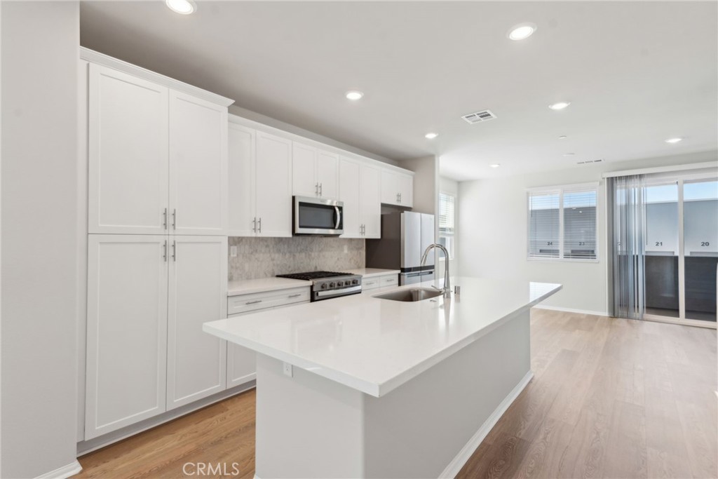2718 Crozier Court
