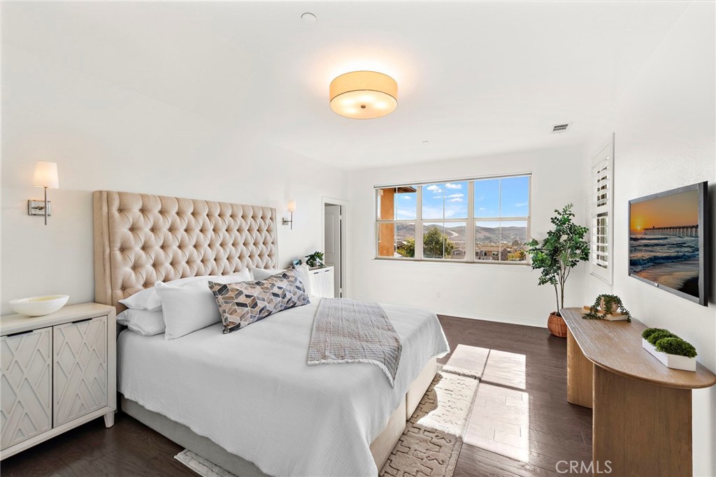 8 Corazon Street