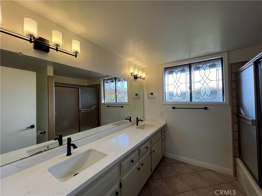 638 E Northridge Avenue