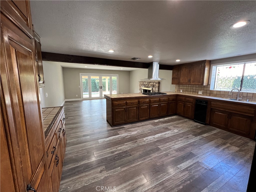 638 E Northridge Avenue