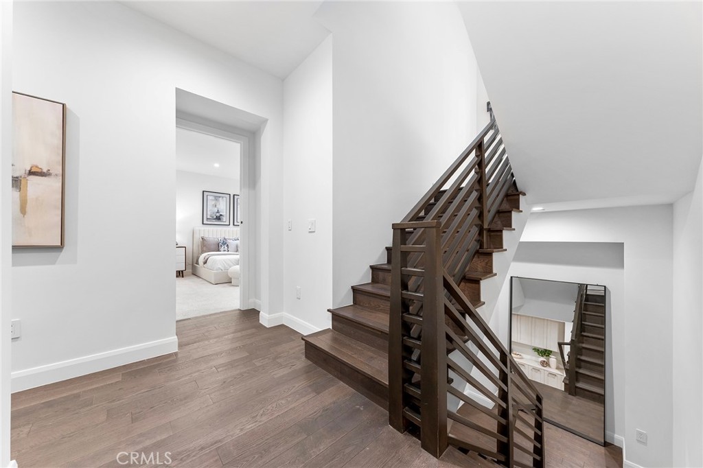 378 W Green Street 123