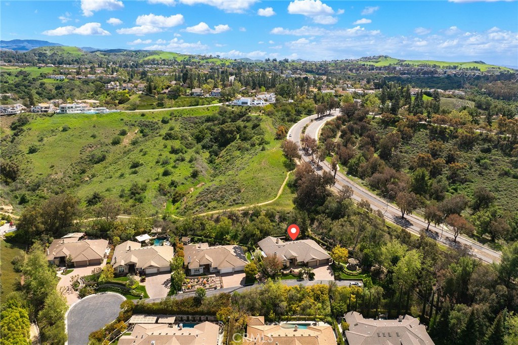 590 S Falling Star Drive