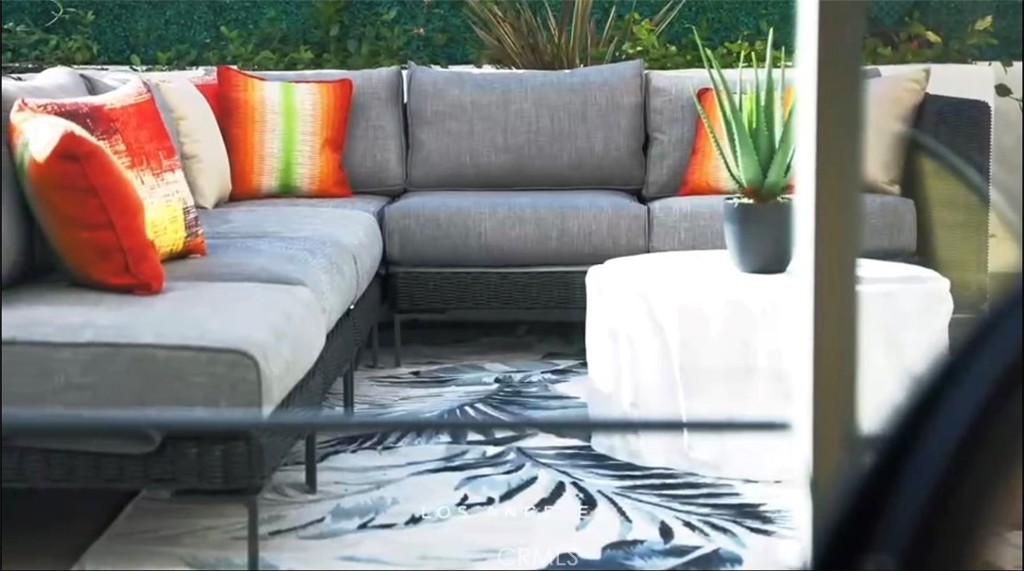 1245 N New Hampshire Avenue 2