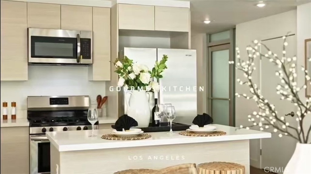 1245 N New Hampshire Avenue 3