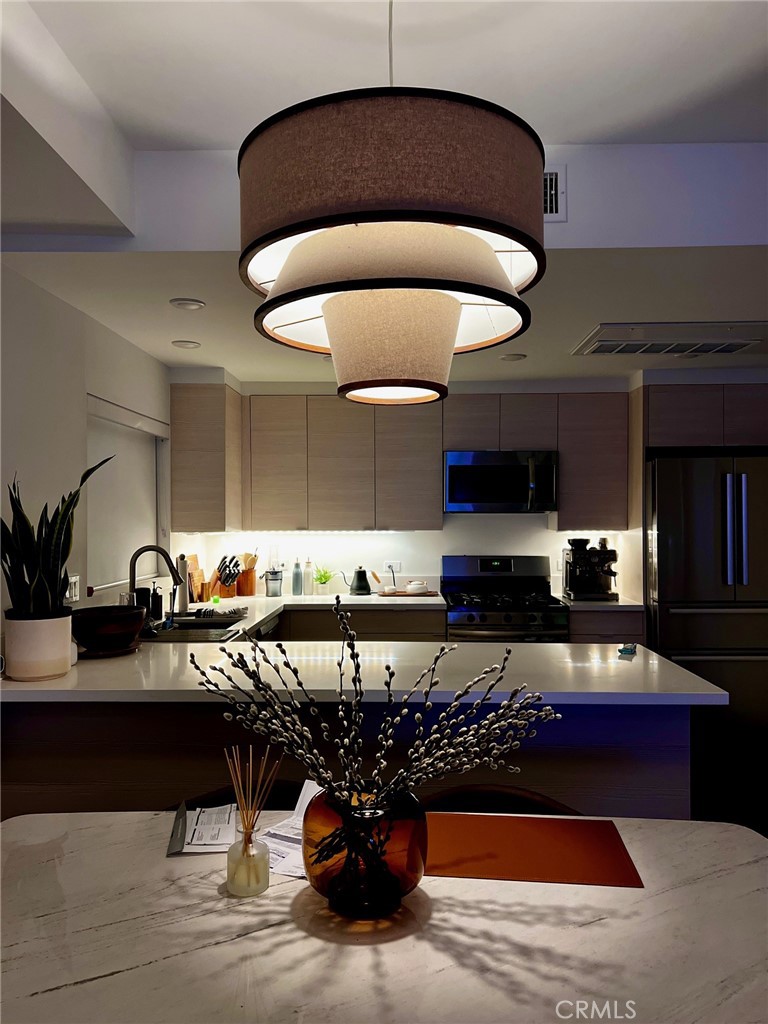 1245 N New Hampshire Avenue 4