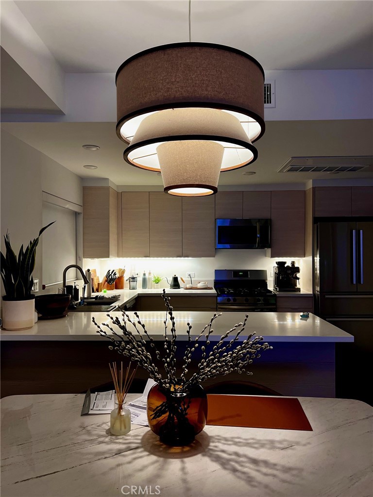 1245 N New Hampshire Avenue 4