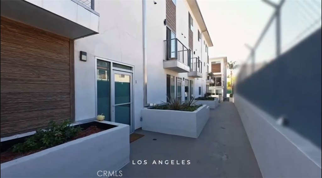 1245 N New Hampshire Avenue 4