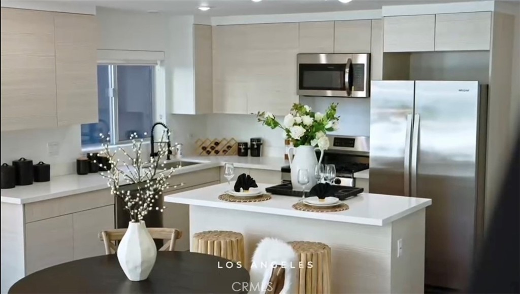 1245 N New Hampshire Avenue 5