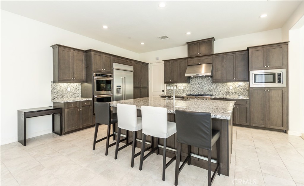 198 Pinnacle Drive