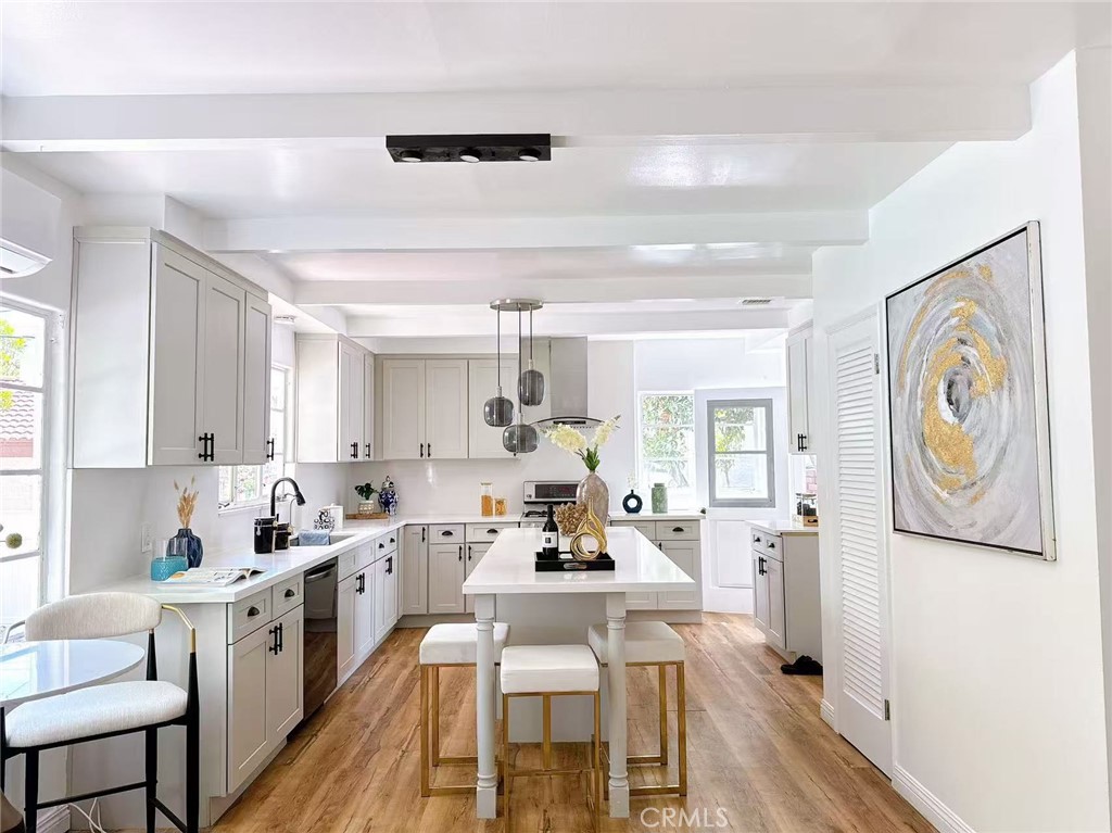 6320 Longmont Avenue