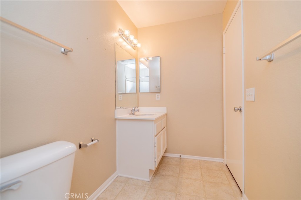 32057 Meadow Wood Lane