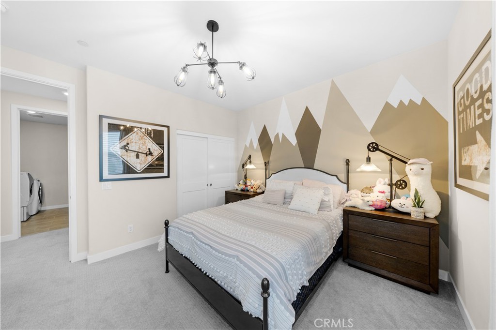 545 Serrano Summit Drive