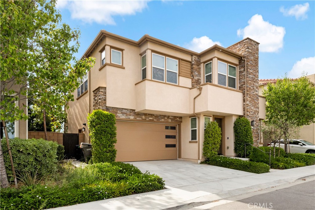 545 Serrano Summit Drive