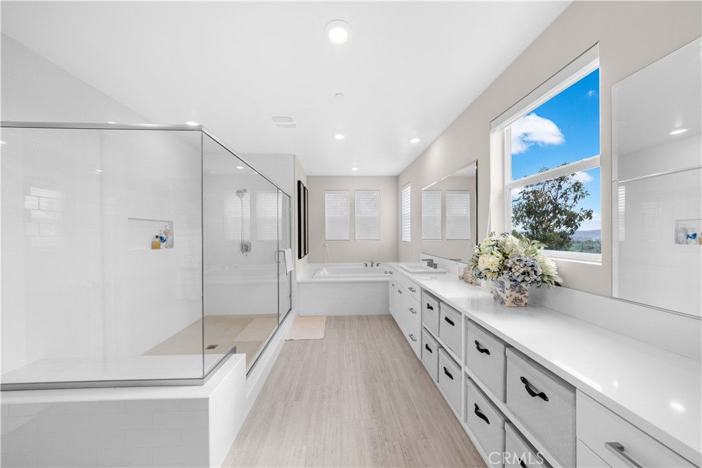 545 Serrano Summit Drive