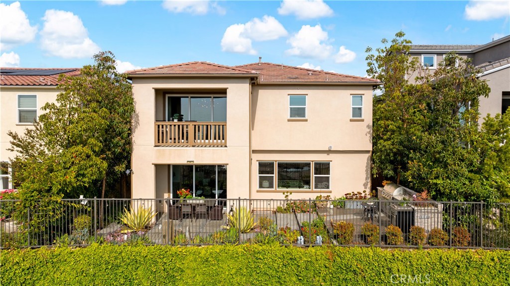 545 Serrano Summit Drive