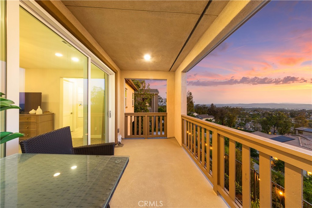 545 Serrano Summit Drive