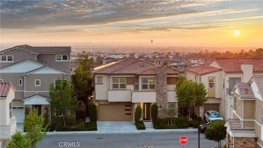 545 Serrano Summit Drive