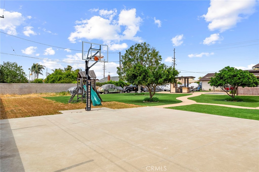 15590 Pomona Rincon Road